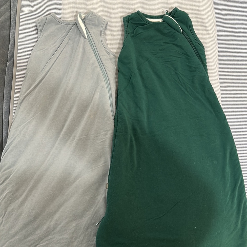 Two Kyte Baby Sleep Sacks XS 1.0 TOG